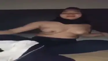 Bokep Jilbab Merayu Ukhti Buka Baju Perlahan Kost